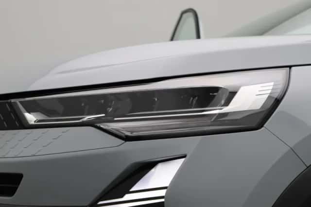 Renault Captur (2026) thumbnail 28