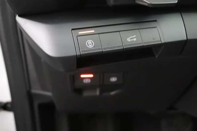 Renault Scénic (2024) thumbnail 33