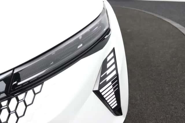 Renault Scénic (2024) thumbnail 38