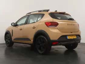 Dacia Sandero Stepway (2024) thumbnail 3