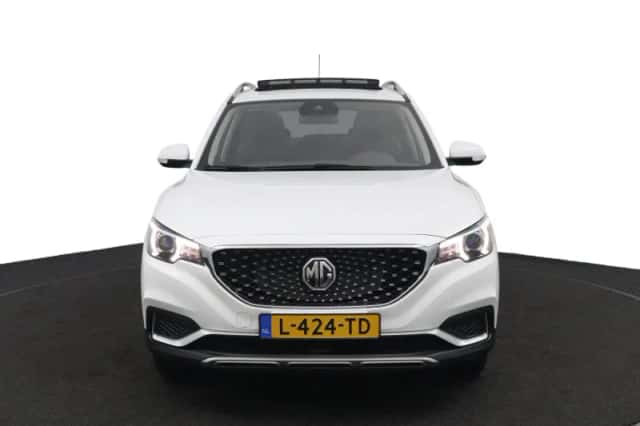 MG ZS EV (2020) thumbnail 8
