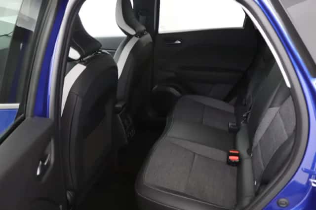 Renault Captur (2021) thumbnail 14