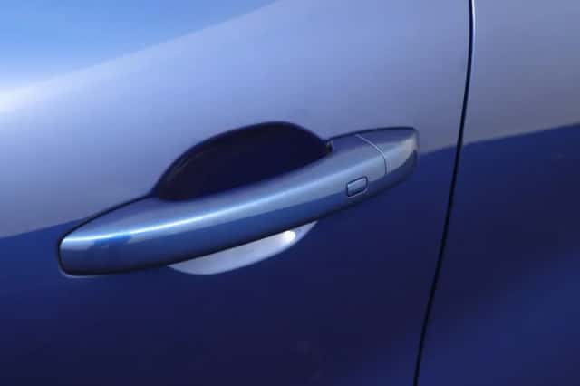 Renault Captur (2021) thumbnail 35