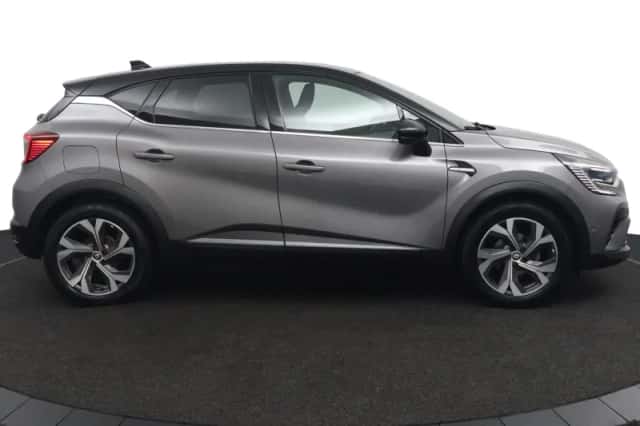 Renault Captur (2022) thumbnail 6