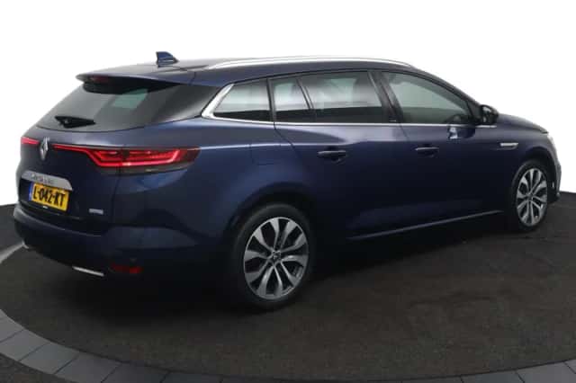 Renault Mégane (2021) thumbnail 5