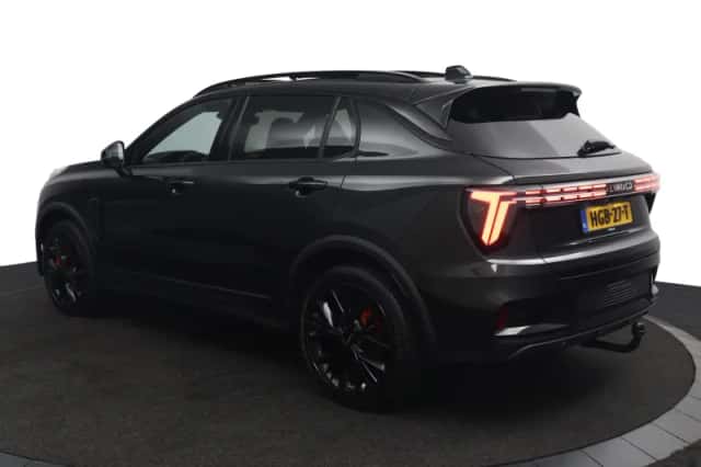 Lynk & Co 01 (2025) thumbnail 3