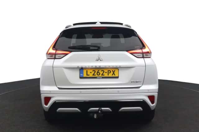 Mitsubishi Eclipse Cross (2021) thumbnail 4