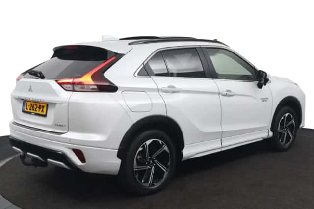 Mitsubishi Eclipse Cross (2021) thumbnail 5