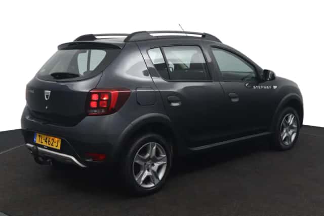 Dacia Sandero (2018) thumbnail 5