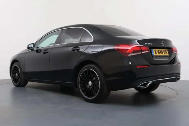 Mercedes-Benz A-Klasse (2020) thumbnail 3