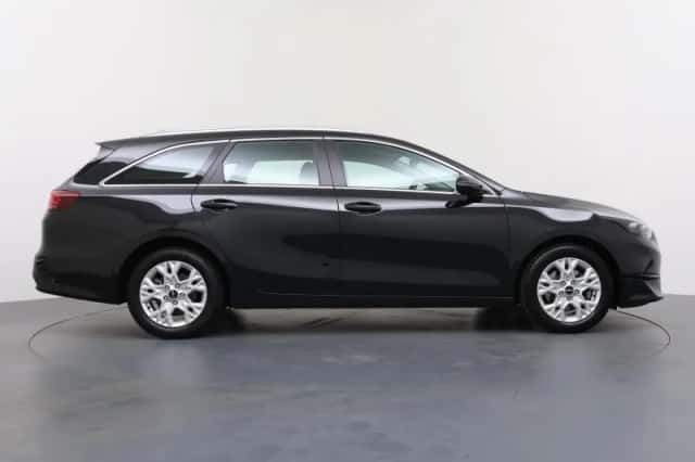 Kia Ceed Sportswagon (2022) thumbnail 6