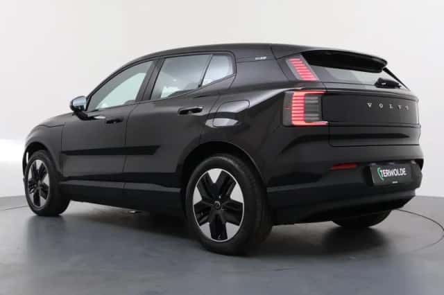 Volvo EX30 (2024) thumbnail 3