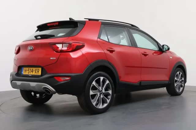 Kia Stonic (2020) thumbnail 5