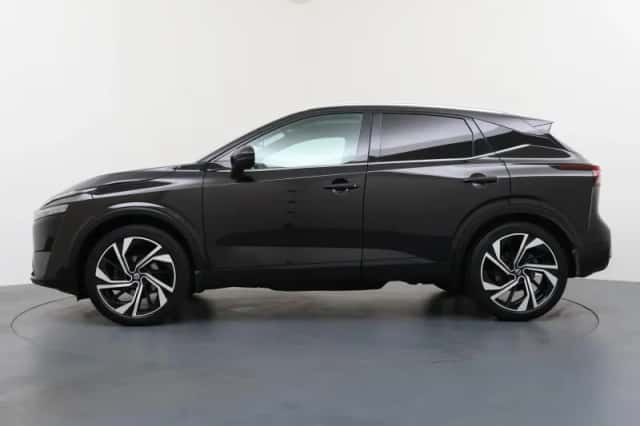 Nissan Qashqai (2022) thumbnail 2