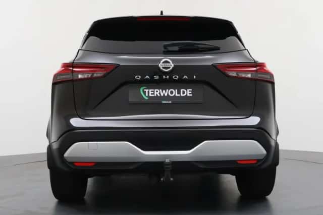 Nissan Qashqai (2022) thumbnail 4