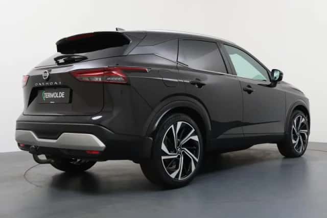 Nissan Qashqai (2022) thumbnail 5