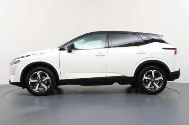 Nissan Qashqai (2021) thumbnail 2