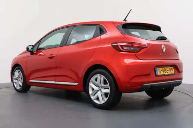 Renault Clio (2020) thumbnail 3