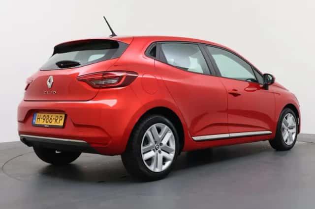 Renault Clio (2020) thumbnail 5