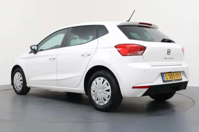 SEAT Ibiza (2021) thumbnail 3