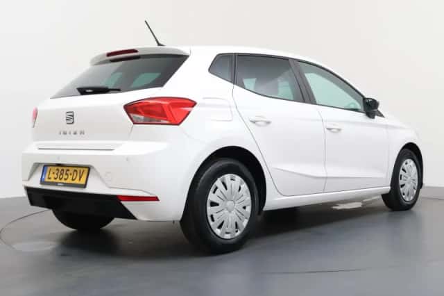 SEAT Ibiza (2021) thumbnail 5