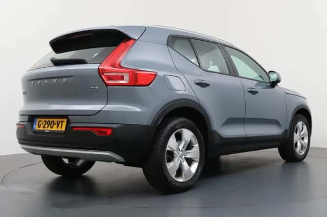 Volvo XC40 (2019) thumbnail 5