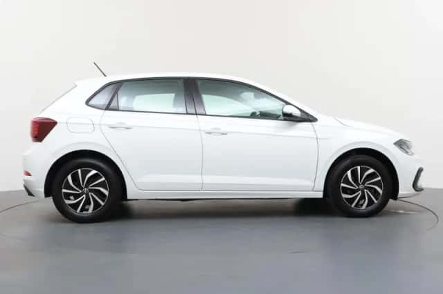 Volkswagen Polo (2023) thumbnail 6