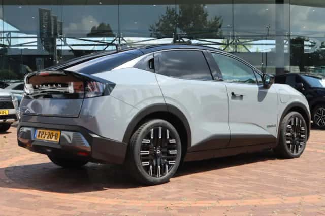 Nissan Leaf (2026) thumbnail 4