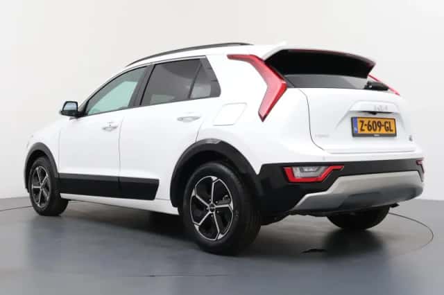 Kia Niro (2024) thumbnail 3