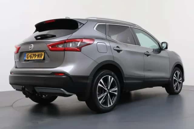 Nissan Qashqai (2019) thumbnail 5