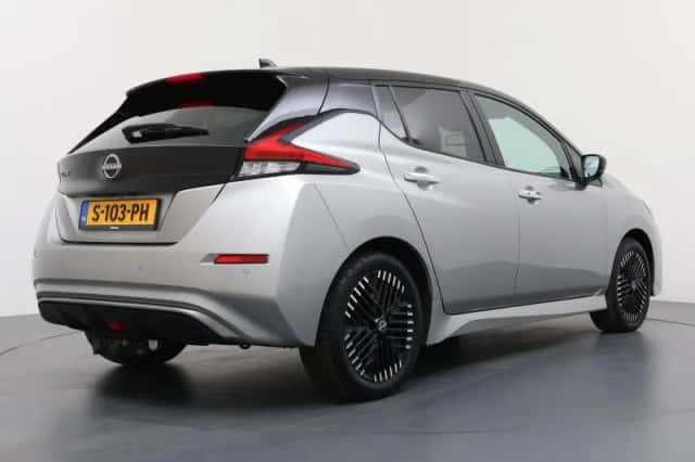 Nissan Leaf (2023) thumbnail 5