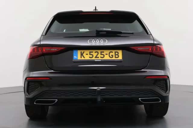 Audi A3 (2021) thumbnail 4