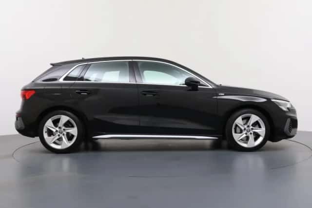 Audi A3 (2021) thumbnail 6