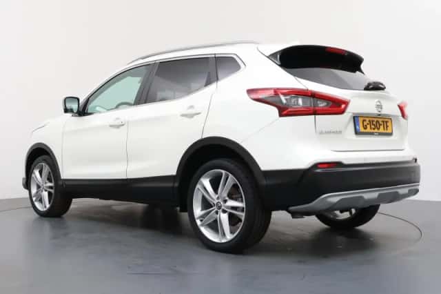 Nissan Qashqai (2019) thumbnail 3