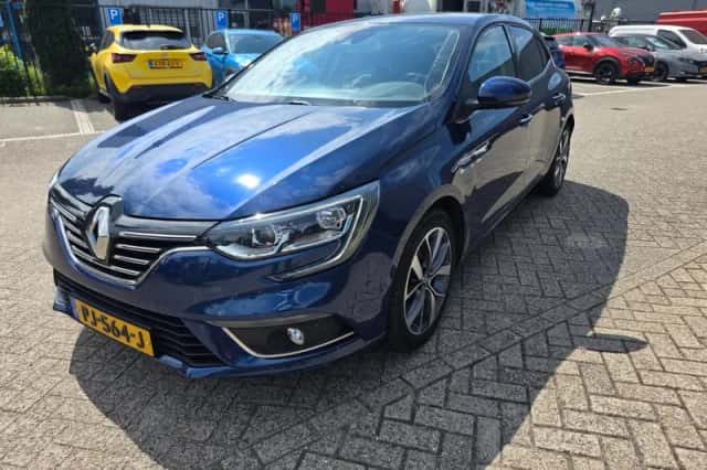 Renault Mégane (2017) thumbnail 2