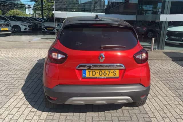 Renault Captur (2018) thumbnail 4