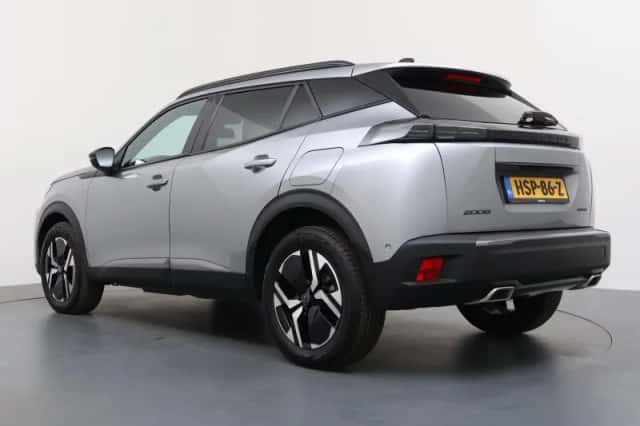 Peugeot 2008 (2024) thumbnail 3
