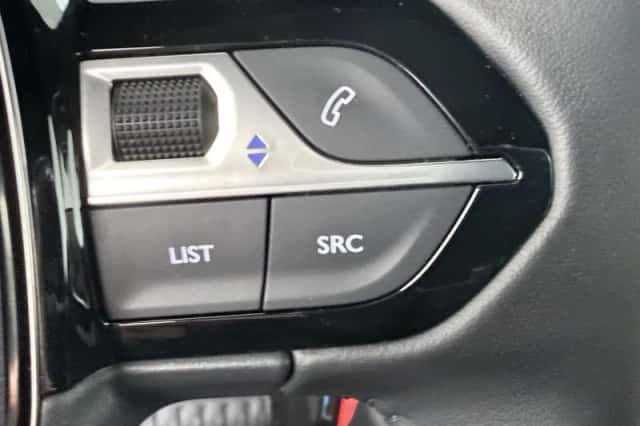 Peugeot 2008 (2024) thumbnail 22