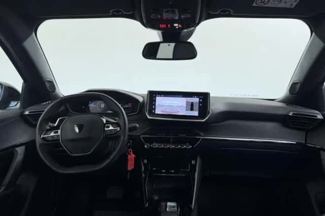 Peugeot 2008 (2024) thumbnail 9