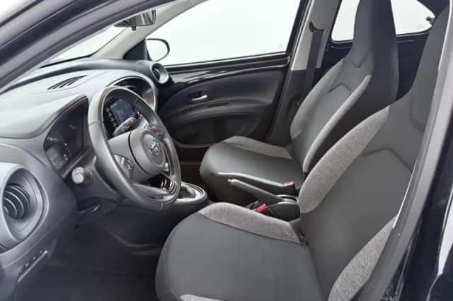 Toyota Aygo (2022) thumbnail 13