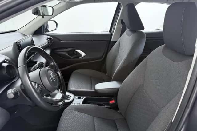 Toyota Yaris Cross (2023) thumbnail 13