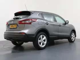 Nissan Qashqai (2021) thumbnail 5