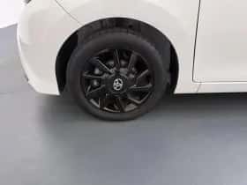 Toyota Aygo (2019) thumbnail 16