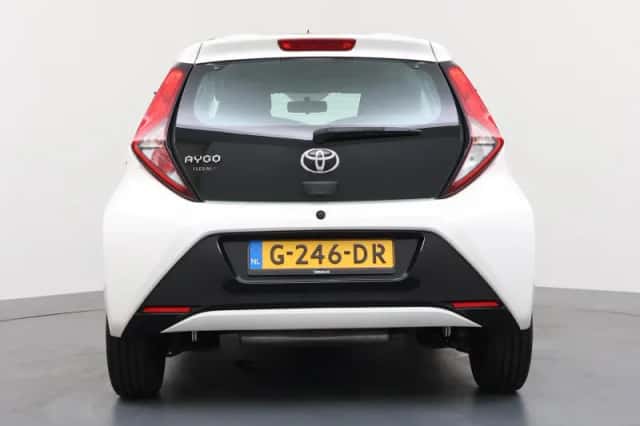 Toyota Aygo (2019) thumbnail 4