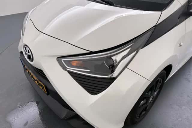 Toyota Aygo (2019) thumbnail 32