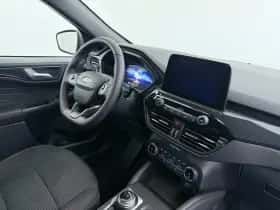Ford Kuga (2022) thumbnail 27