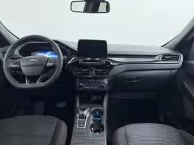 Ford Kuga (2022) thumbnail 28
