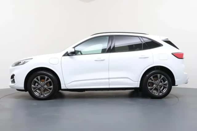 Ford Kuga (2022) thumbnail 2