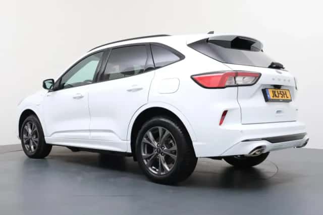 Ford Kuga (2022) thumbnail 3