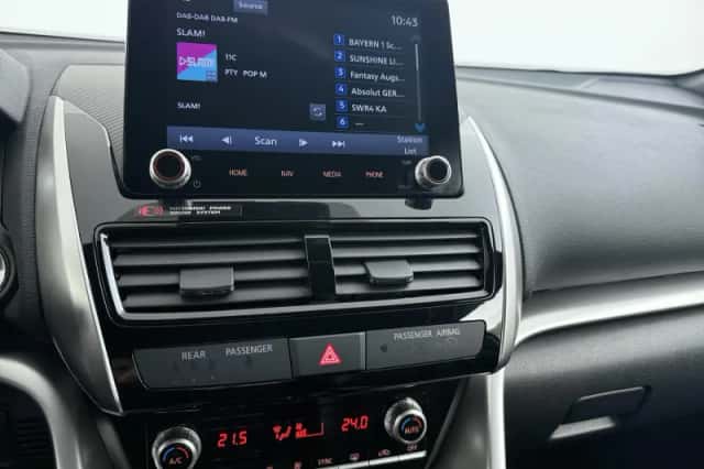 Mitsubishi Eclipse Cross (2023) thumbnail 11